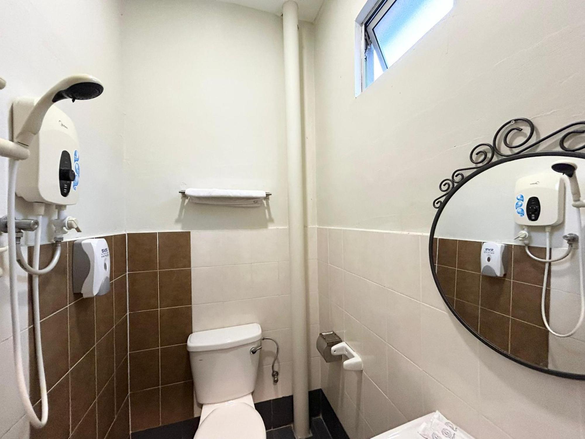 Malacca Gill Garden Boutique Hotel חדר תמונה