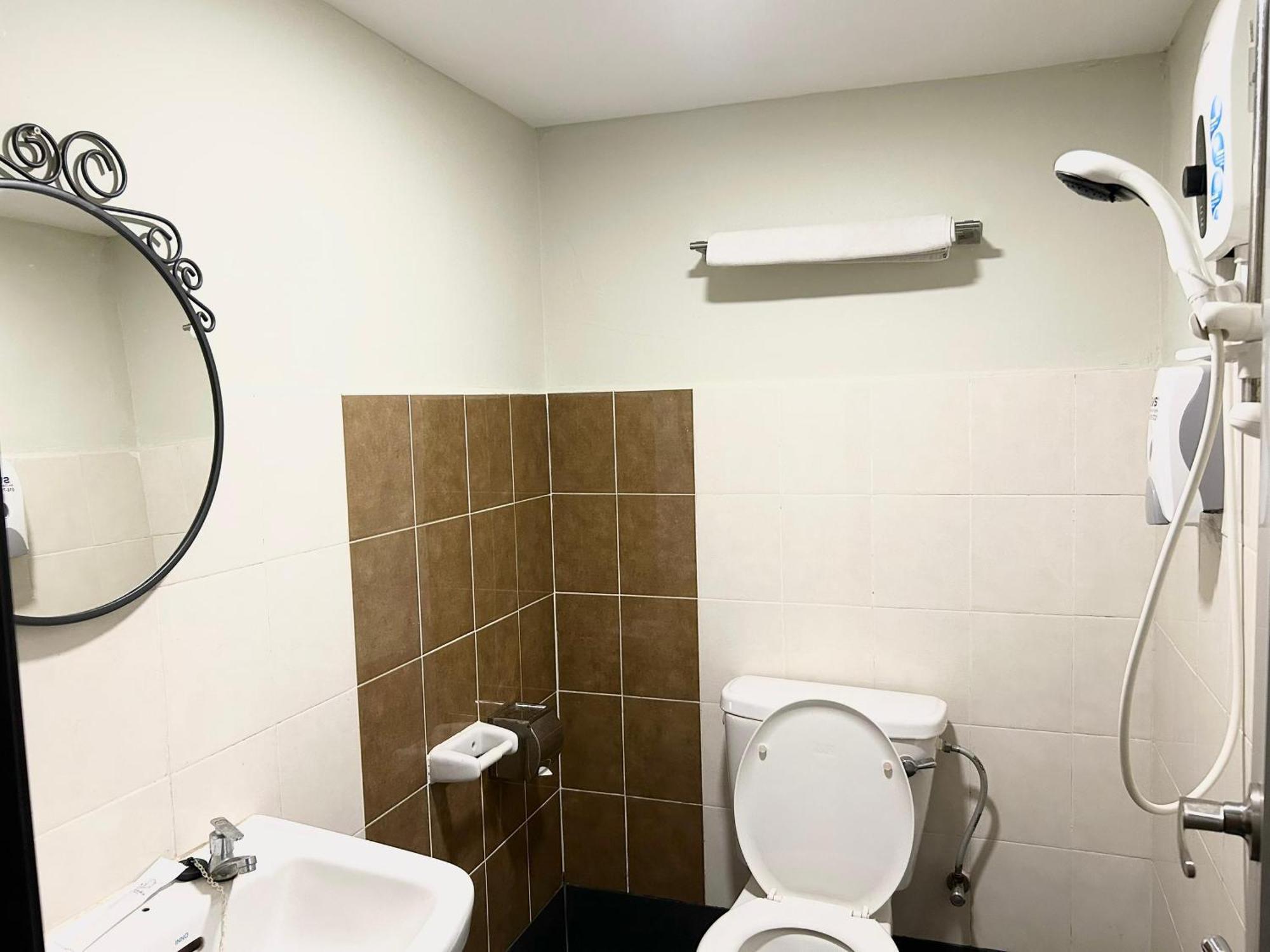 Malacca Gill Garden Boutique Hotel חדר תמונה